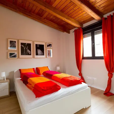 Ca3 - Duplex De Dos En El Centro Historico Con Garaje