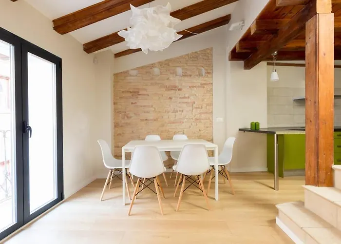 Ca3 - Duplex De Dos En El Centro Histórico Con Garaje Apartamento