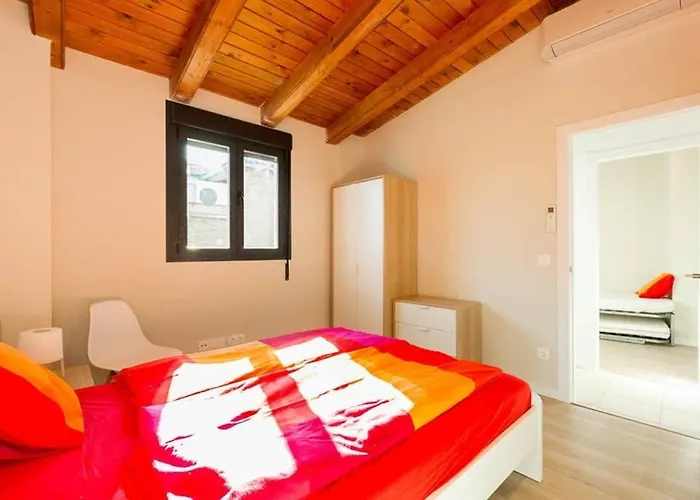 Ca3 - Duplex De Dos En El Centro Histórico Con Garaje