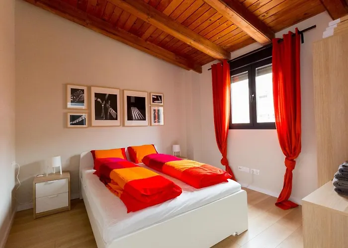 Ca3 - Duplex De Dos En El Centro Histórico Con Garaje