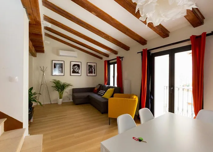 Ca3 - Duplex De Dos En El Centro Histórico Con Garaje Apartamento